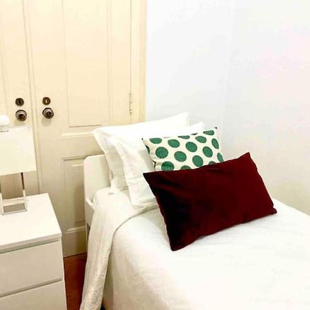 Romantic Chiado 7 -Private Small Single Room With No Outside Window Lisboa Eksteriør bilde